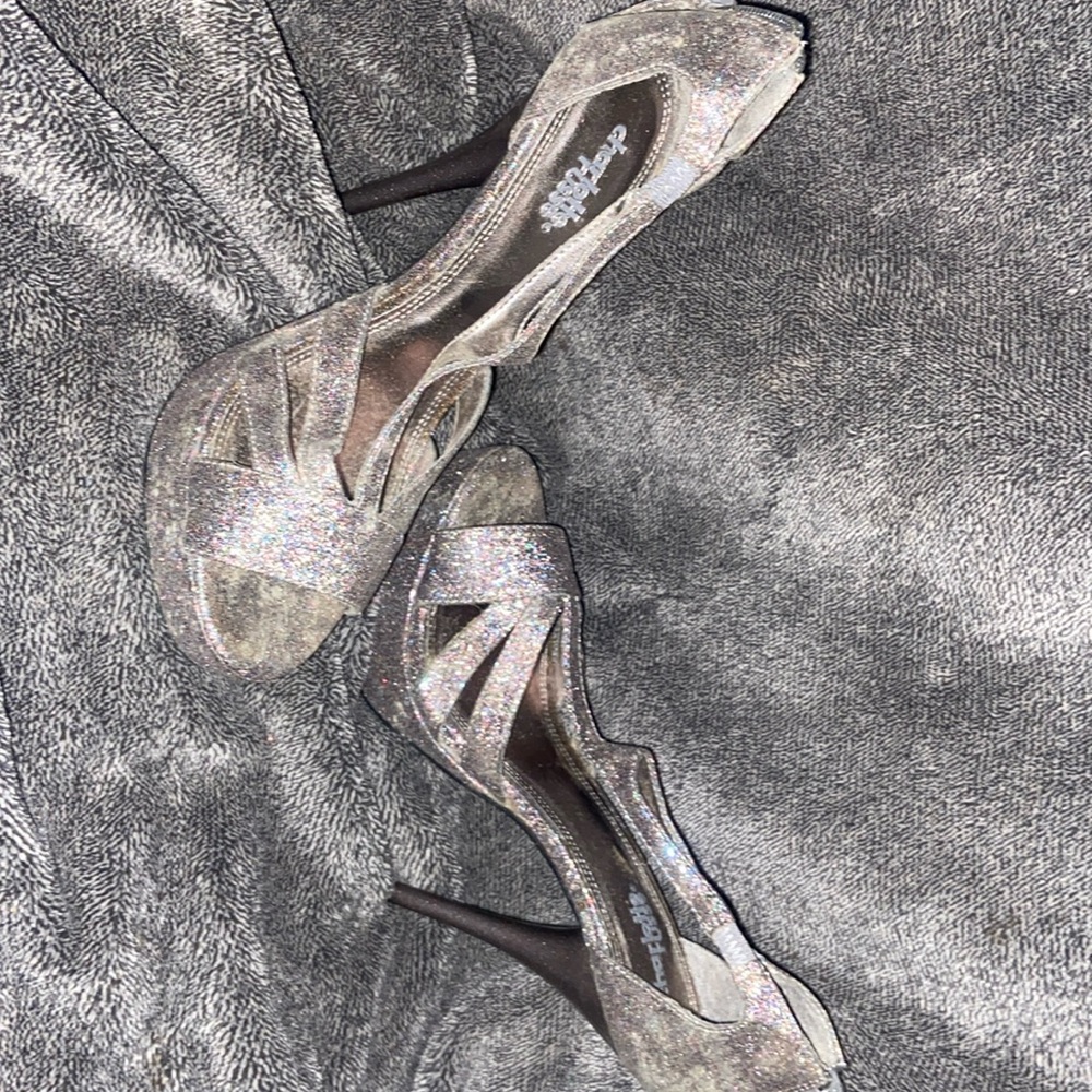 Size 8 silver sparkly heels